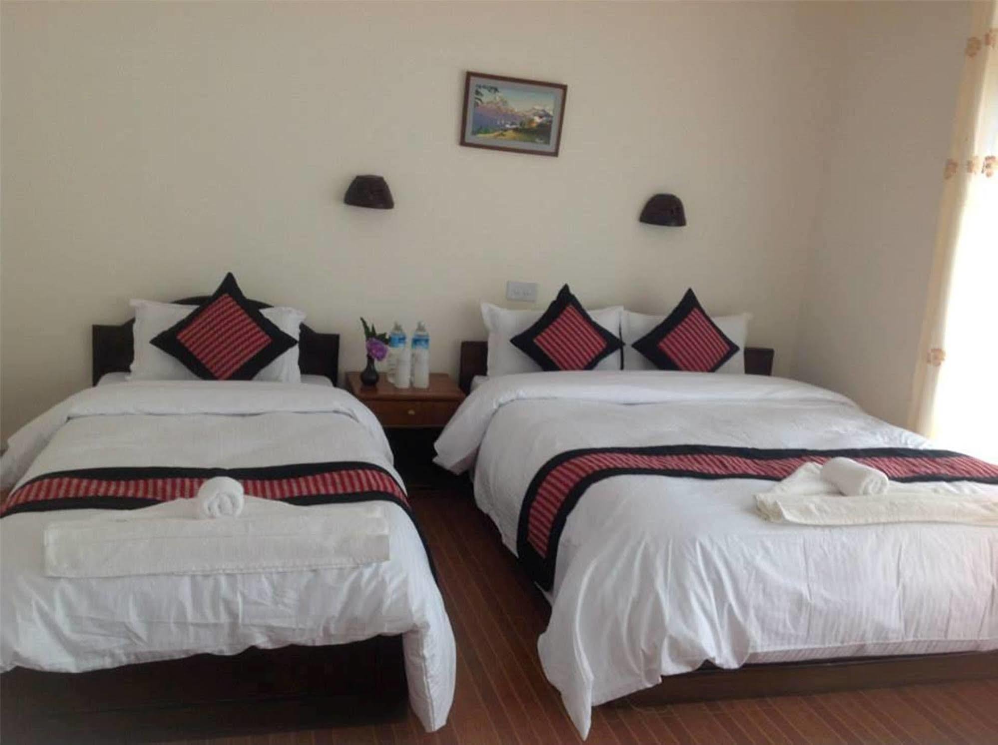 Hotel Dream Pokhara Exteriör bild