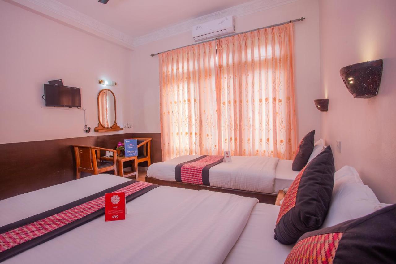Hotel Dream Pokhara Exteriör bild